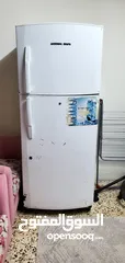  1 ثلاجة للبيع بسعر مغري