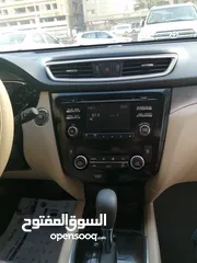  16 Nissan Rogue 2016 sv    ا      رنغات. تحكم ستيرنغ. مثبت سرعه. بصمه. اللون ابيض لولو4WDوارد امريكي