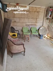  7 ستوديو خلف الاستراحة