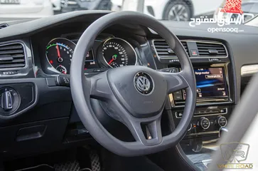  9 Volkswagen E-golf 2019  السيارات بحالة ممتازة جدا و ممشى ما يقارب ال 25,000  كم