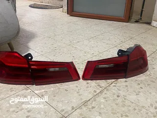  1 למכירה: פנסים לב.מ.וו סדרה 5 – שנת 2021  للبيع: ضواو بي إم دبليو سيدرا 5 – موديل 2021