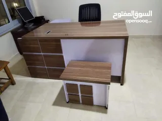  24 مكتب مدير اداري مودرن خشب او زجاج اثاث مكتبي -modern office furniture desk