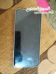  3 هاتف سامسونج للبيع 4 رام 64 جهاز نضيف جدآ معو كل اغراضو