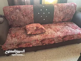  1 عفش للبيع مستعمل بحالة جيدة يحتاج لغسيل
