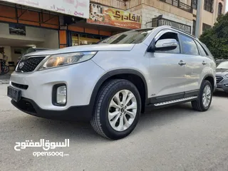  6 كيا سورينتو 2012