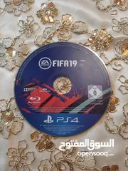  1 للبيع: FIFA 19 (PS4) -شغالة 100%
