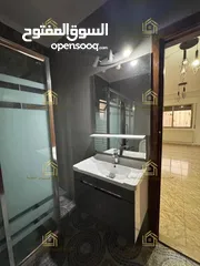  13 شقة مع روف سوبر ديلوكس