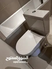  4 اطقم حمامات مغاسل مرايا