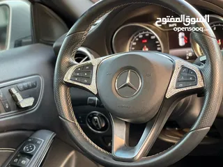  22 Mercedes GLA 250 2018 