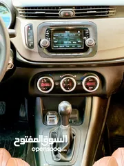  10 ألفا روميو جوليتا 2015