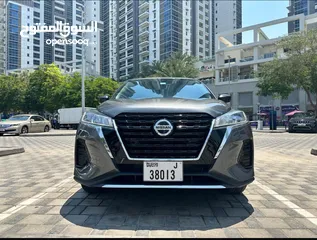  3 Nissan kicks 2021 /daily 80 AED