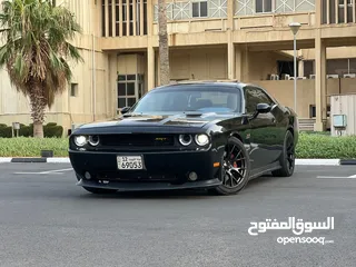  3 شالنجر SRT8