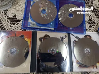  2 سيديات بلاي ستيشن 4 للبيع او للبدل  مافيا ترولوجي (ثلاثية مافيا)  ريد ديد ردمبشن 2