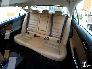  28 Lexus IS300H 2018 - للبيع