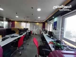  2 مكتب مؤجر بدخل جيد و مجمع مخدوم في ضاحية الامير راشد , بمساحة 200م.