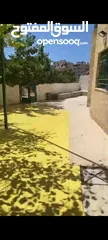  3 شقه للبيع في منطقه رام الله اتحتا مساحه داخلي  130 متر مع حديقه 250متر