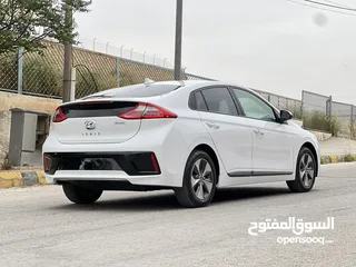  14 2019 Hyundai Ionic electric