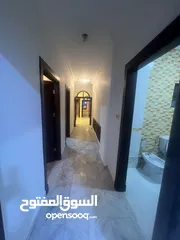  18 شقة غير مفروشة
