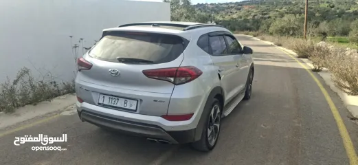  8 جيب هواندي توسان موديل 2016-ماتور 2000ديزل فل فل اضافات مع فتحة سقف بنوراما الجيب فحص شركة ونخب