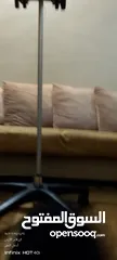  5 سماعه بلوتوث صب مع استاند سعر حرق 47 قابل للتفاوض صوتك قوي جدا. مناسب للحفلات بمناسبه