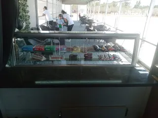  2 ثلاجة ديلي استعمال خفيف حال الوكاله للبيع
