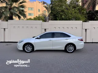  2 Toyota Camry GLX 2017