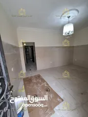  2 شقة مميزة أرضي مع ترس دفع شهري