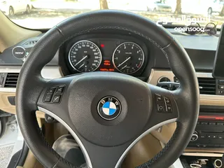  9 BMW 320i. 2012