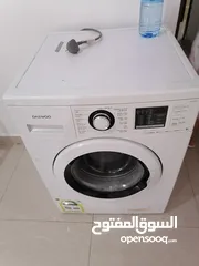 1 غسالة اوتوماتيك 9k سعودي نظيفة جدا