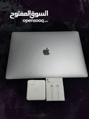  1 Macbook pro 2019 15 inch (Core i9)