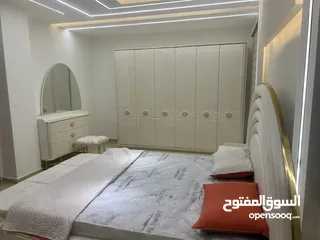  6 شقه مفروشه للايجار الشهري طلاب او طالبات الشمال او الاجانب