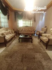 2 طقم كنب فخم مصري للبيع بسعر مغري