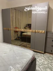  14 شقة مفروشة