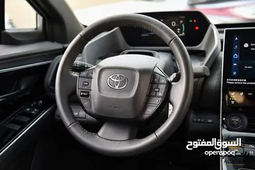  18 لون اسود Toyota BZ4X موديل 2023 تلقائي + مكيف هواء مزدوج