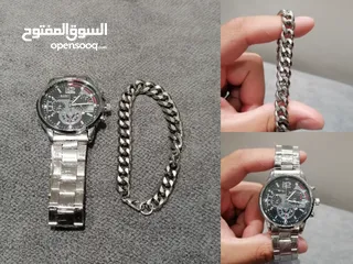  1 اي ساعة مع سواره بالصوره ب 8 دنانير