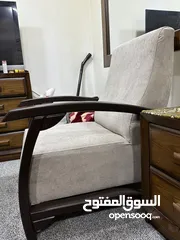  3 كرسي جلوس مع بفه شبه الوكالة