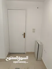  10 مكتب للايجار