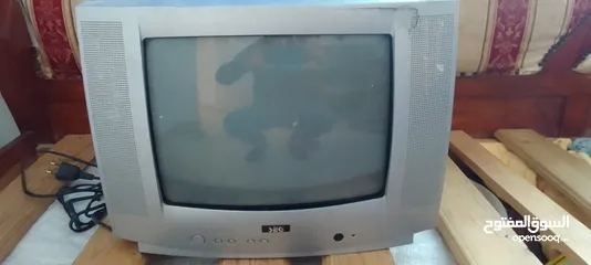  1 تلفاز للبيع
