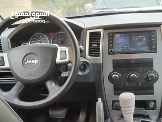  8 جيب شيروكي لاريدو موديل 2008