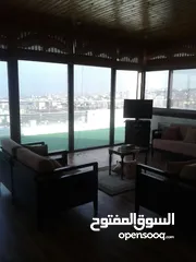  1 روف ذو إطلالة رائعة  في اجمل مناطق الجبيهة مفروش للايجار