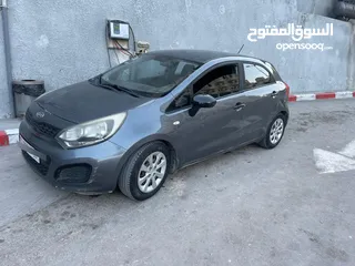  4 كيا ريو 2011