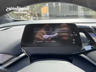  15 ‏ ‏ VW ID4 Crozz PRO  فل كامل برو فحص كامل عداد شبه زيرو حرة بحالة الوكالة