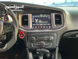  8 Dodge Charger V6 2018