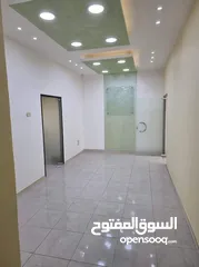  8 مكاتب للإيجار