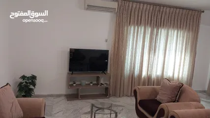  4 شقة روف مفروشة وواسعة للإيجار في موقع مميز - الدوار السابع خلف عبدالله غوشة