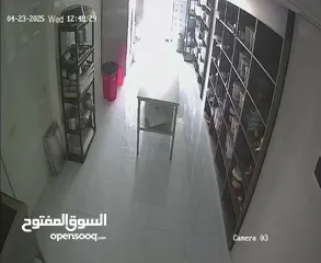  3 محل حلويات وايس كريم  للبيع