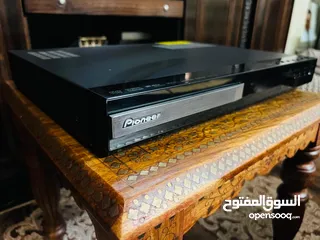  1 DVD Pioneer  قارئ سيديات افلام