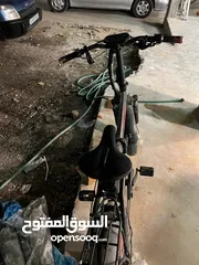  4 بسكليت كهرباء