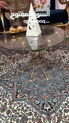  2 طاولات وسط مع طاوله رئيسيه