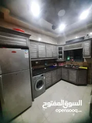  2 شقة للبيع عاشرة شرقي  طابق ارضي شارع الكويت 80متر